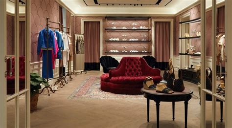 gucci naples italy